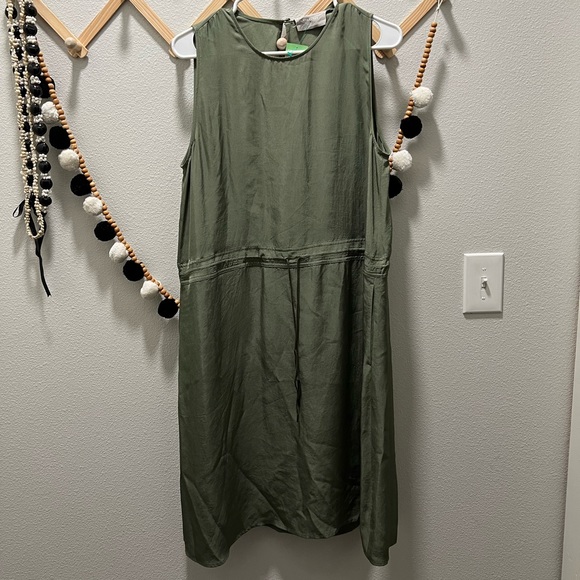 Everlane Dresses & Skirts - Everlane Sleeveless Dress